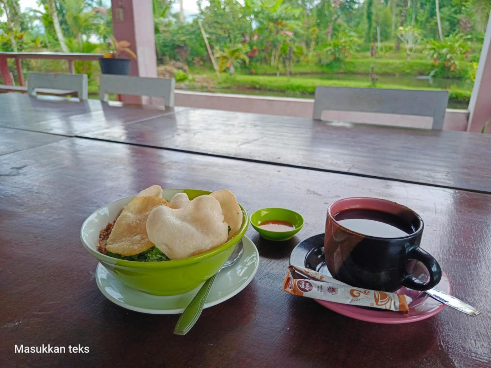 Talaga Tomohon Home Stay And Fishing Pond Zewnętrze zdjęcie