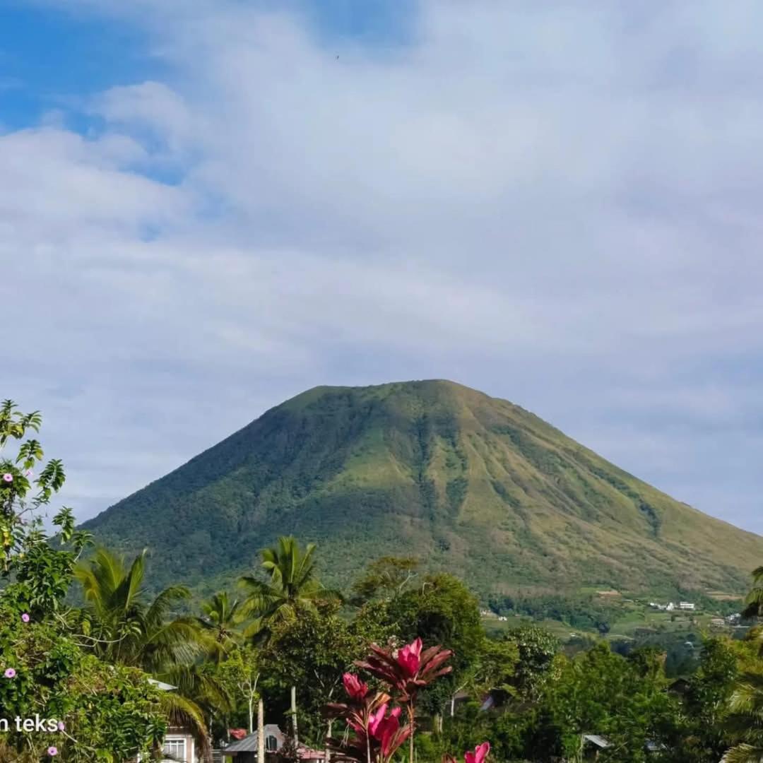 Talaga Tomohon Home Stay And Fishing Pond Zewnętrze zdjęcie